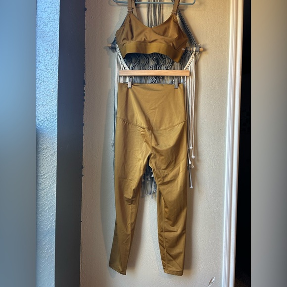 Fabletics Pants - Fabletics Gold Shiny Maternity Activewear Leggings & Nursing Sports Bra